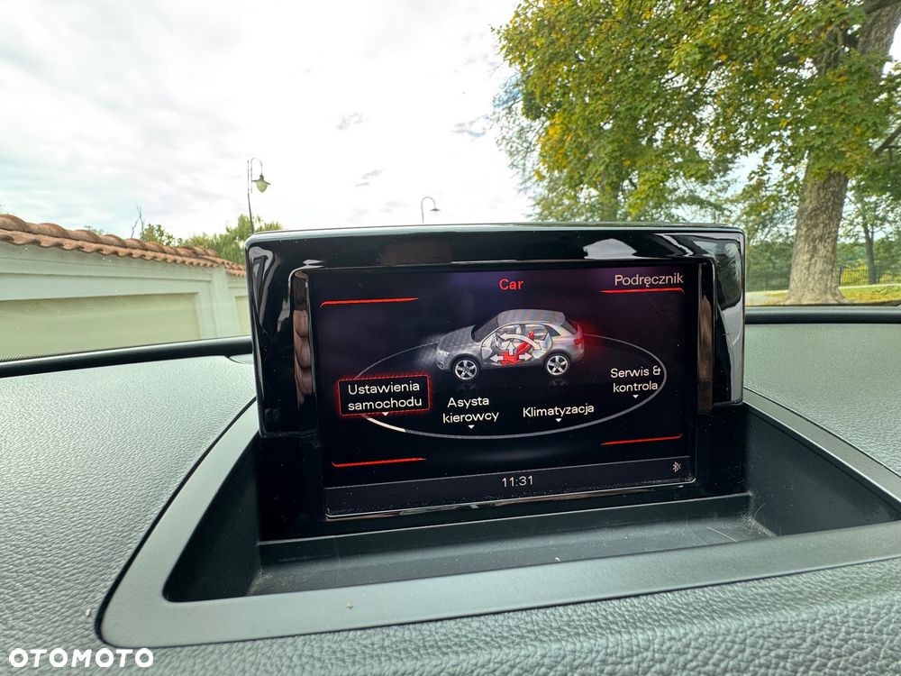 Audi Q3 - 18