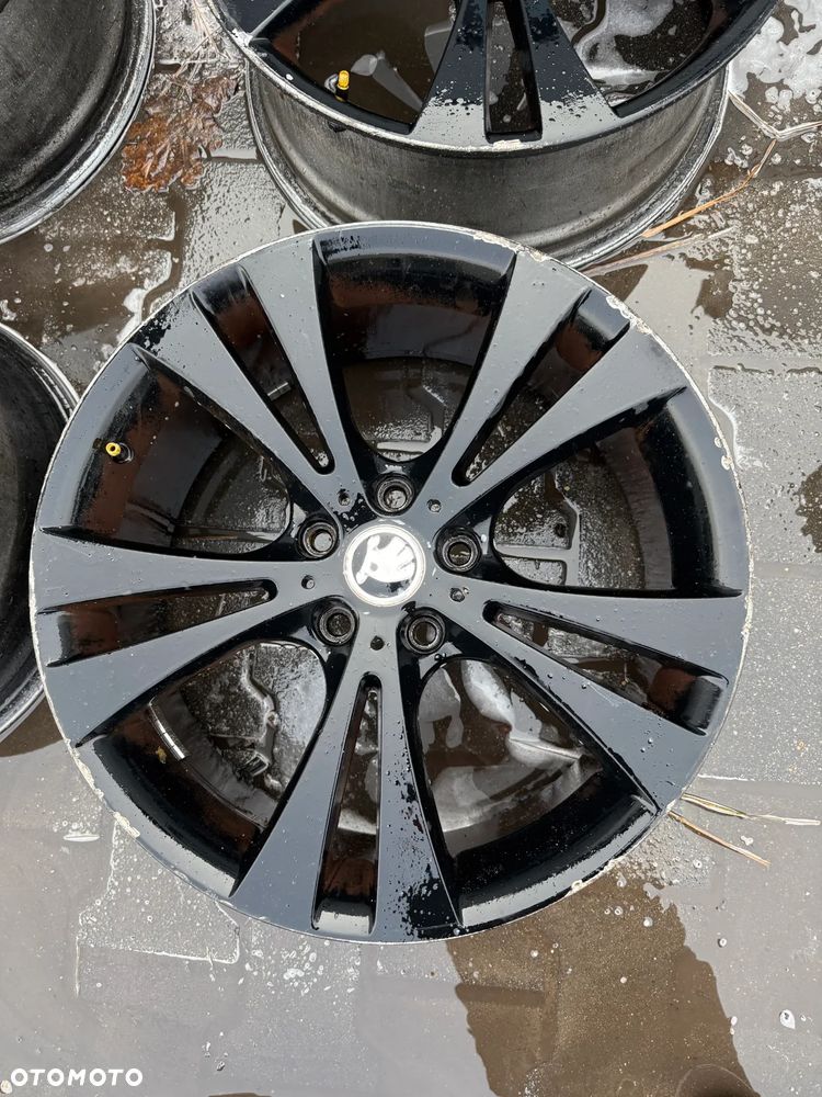 SKODA SUPERB FELGI ALUMINIOWE 18'' 5x112 7,5J - 2
