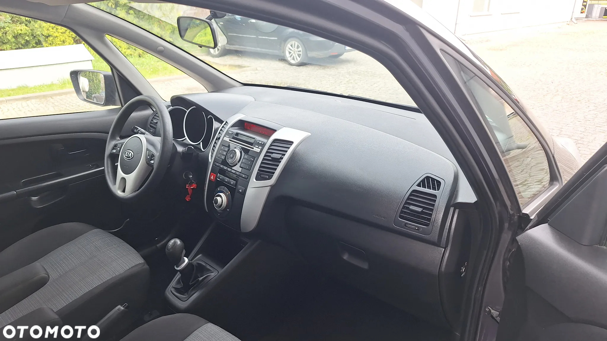 Kia Venga 1.4 CVVT Dream Team Edition - 8