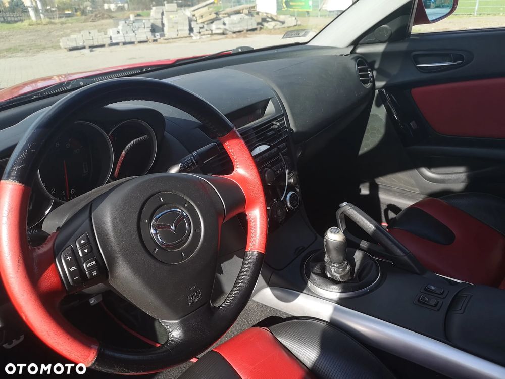 Mazda RX-8 - 16