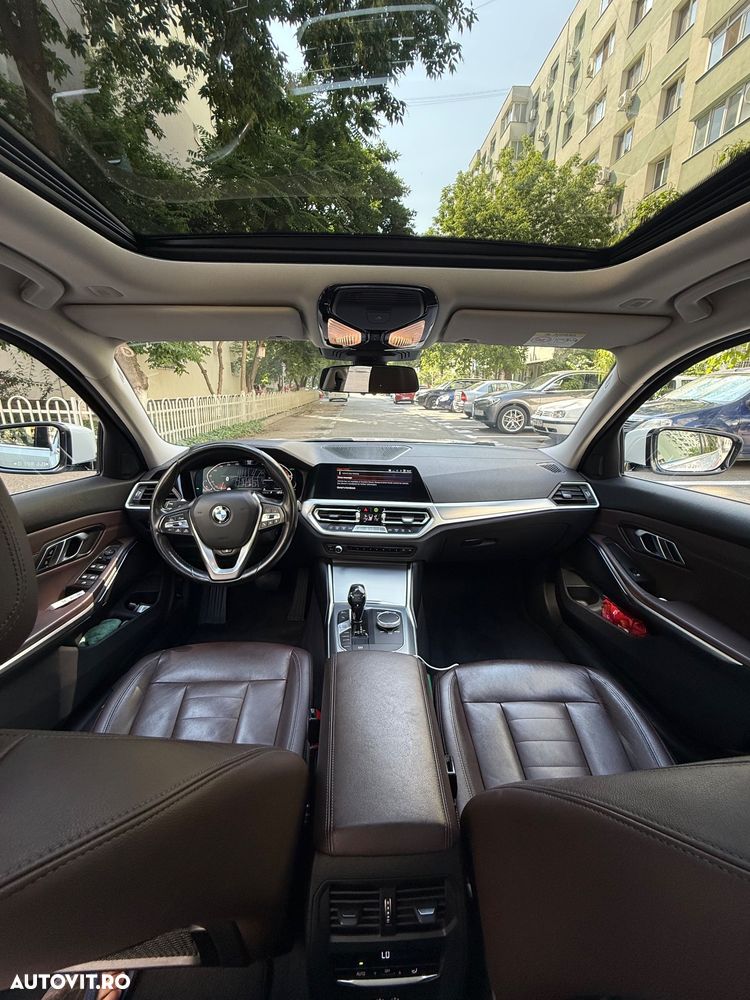 BMW Seria 3 320d xDrive AT Luxury Line - 7