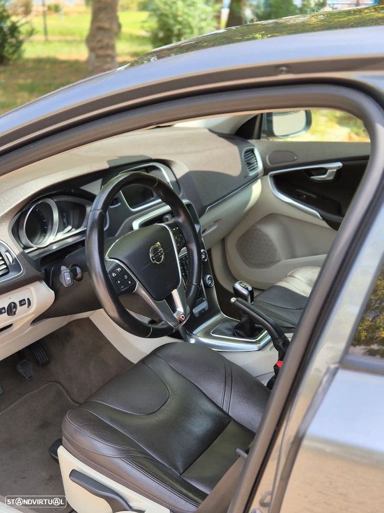 Volvo V40 D2 RDesign - 8