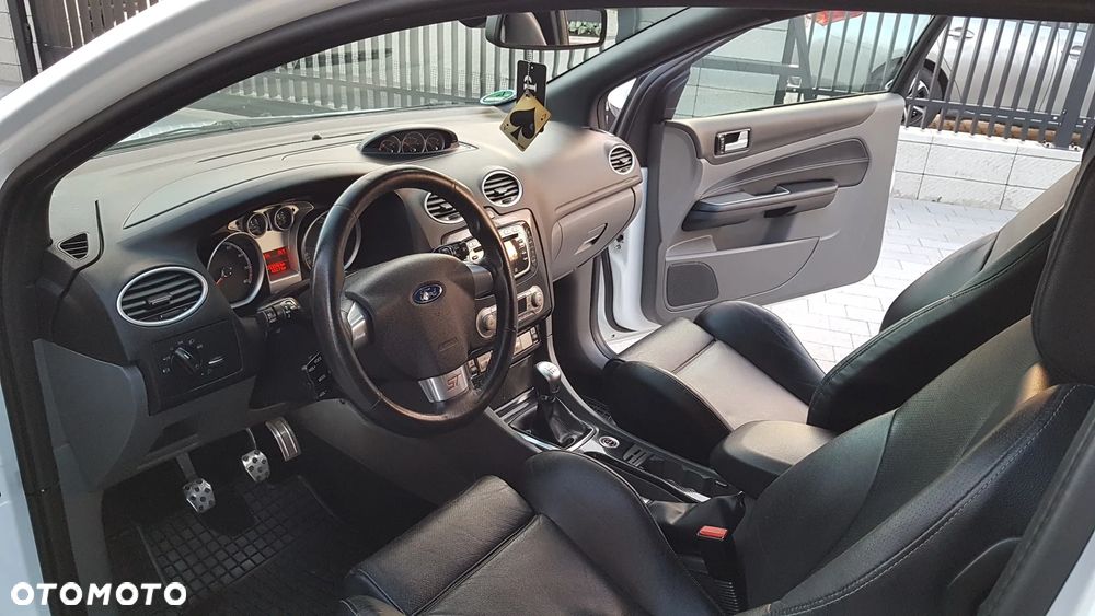 Ford Focus - 19