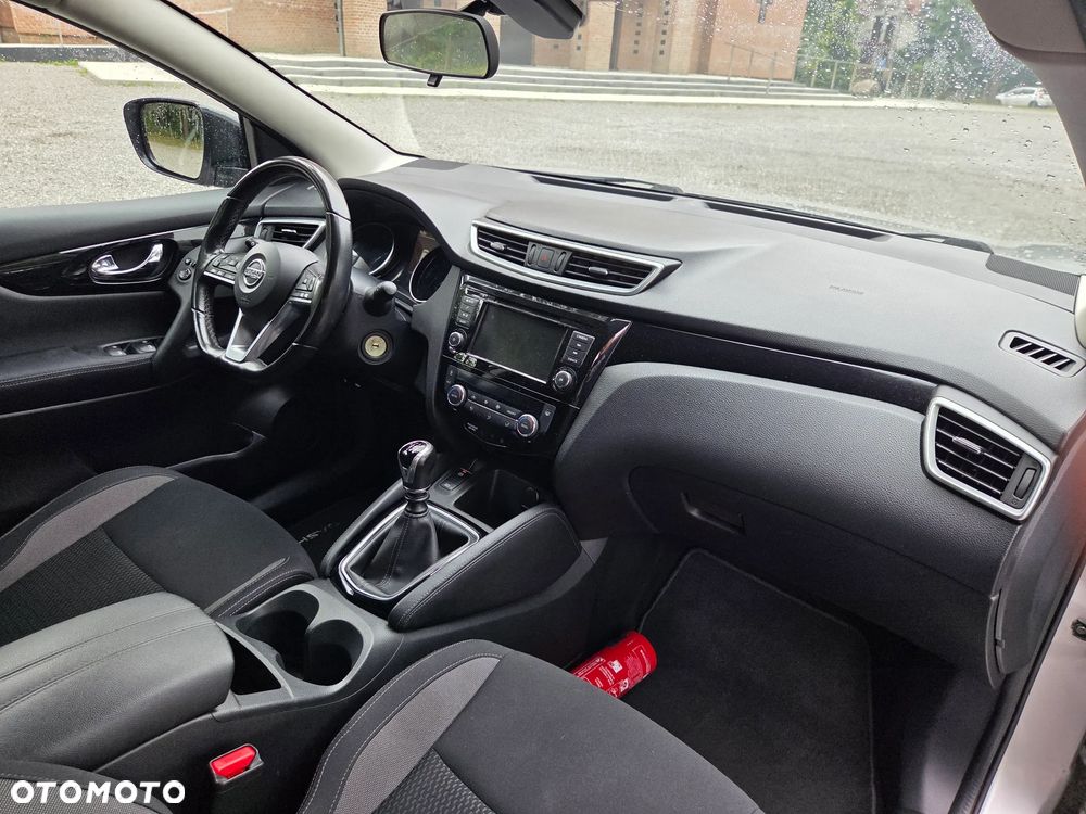 Nissan Qashqai 1.3 DIG-T Acenta EU6d - 13