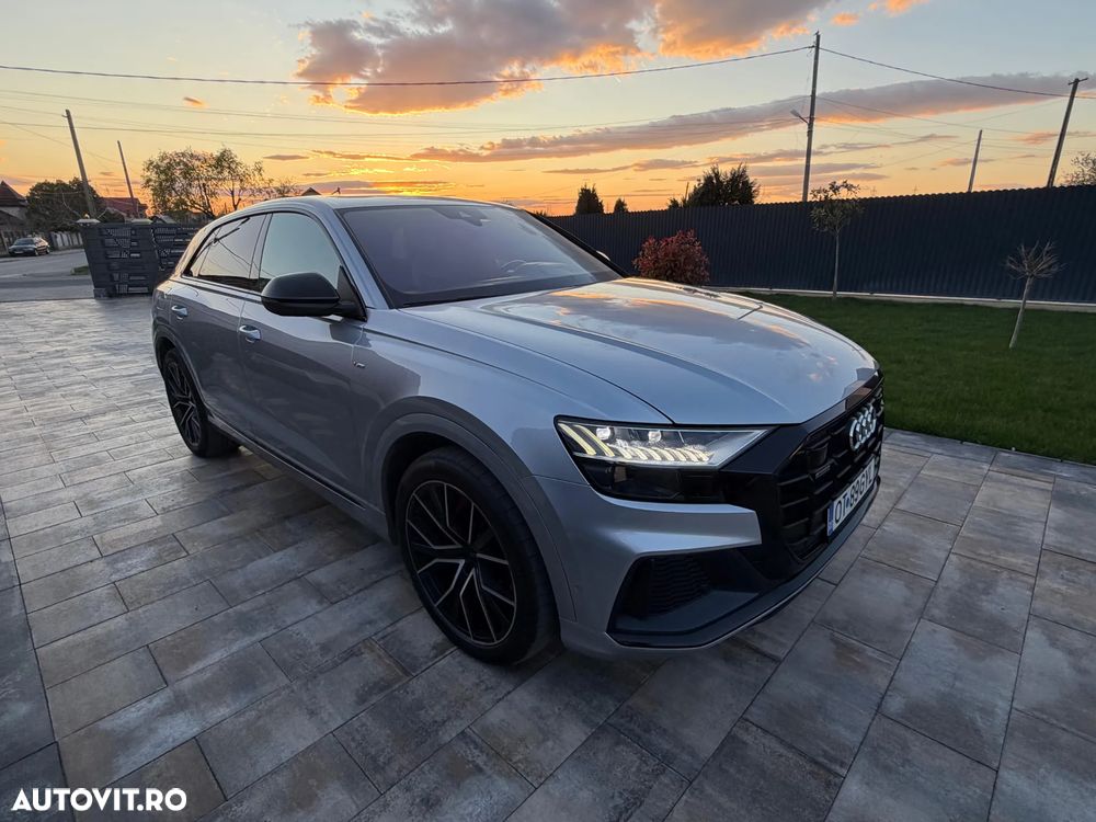 Audi Q8 - 1