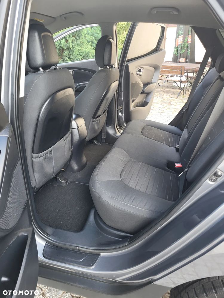Hyundai ix35 1.6 2WD Fifa World Cup Edition - 8