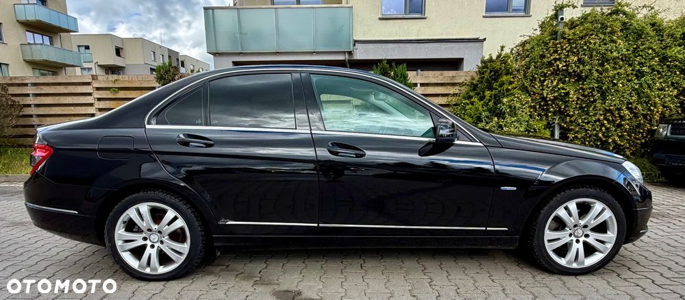 Mercedes-Benz Klasa C 180 BlueEFFICIENCY 7G-TRONIC Avantgarde - 10