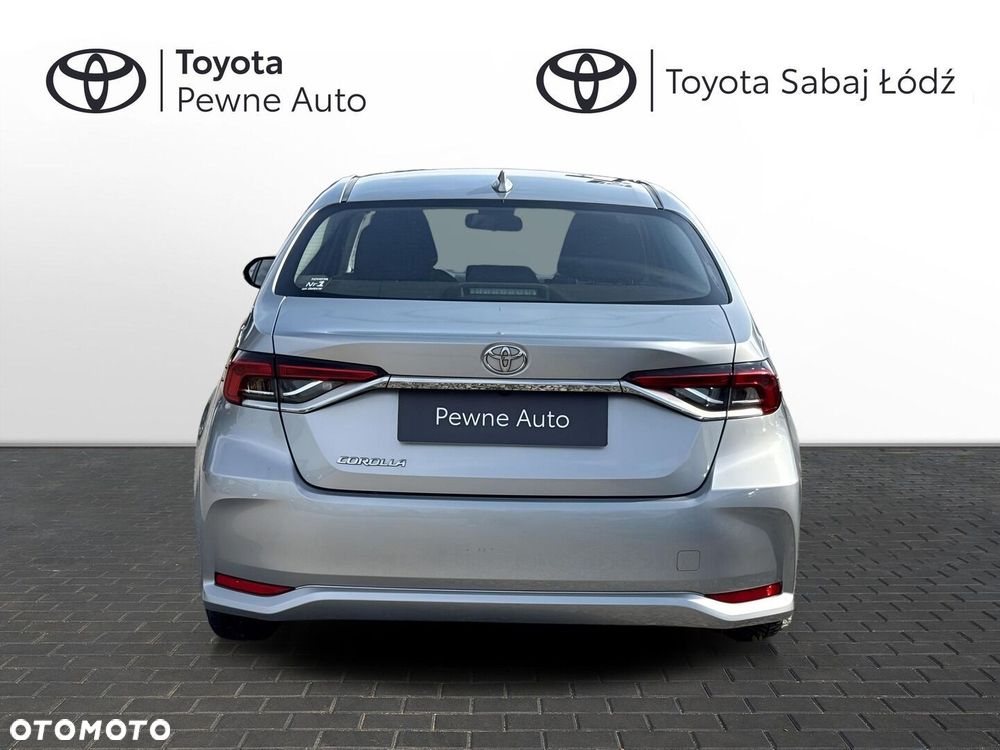 Toyota Corolla - 4