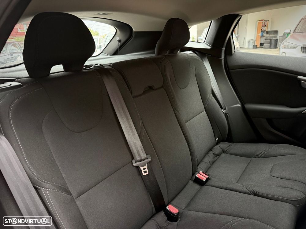 Volvo V40 1.5 T3 Sport Edition Geartronic - 10