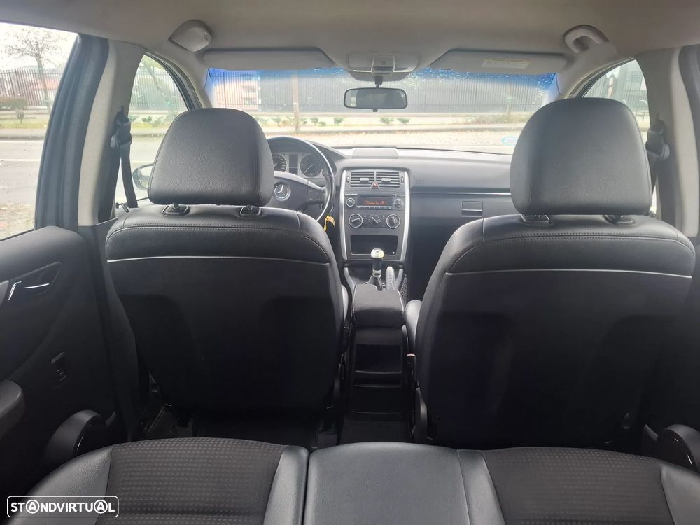 Mercedes-Benz B 200 CDi - 8