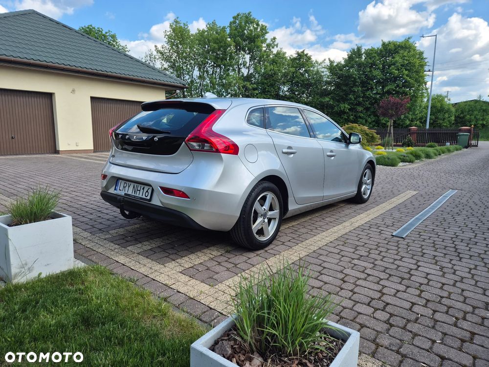 Volvo V40 D2 Momentum - 7