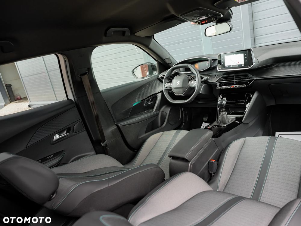 Peugeot 2008 PureTech 130 Stop&Start Allure - 22