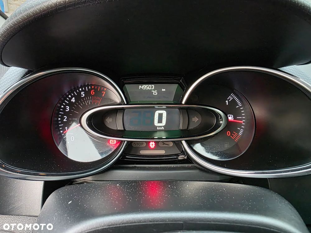 Renault Clio 1.2 16V Alize - 22