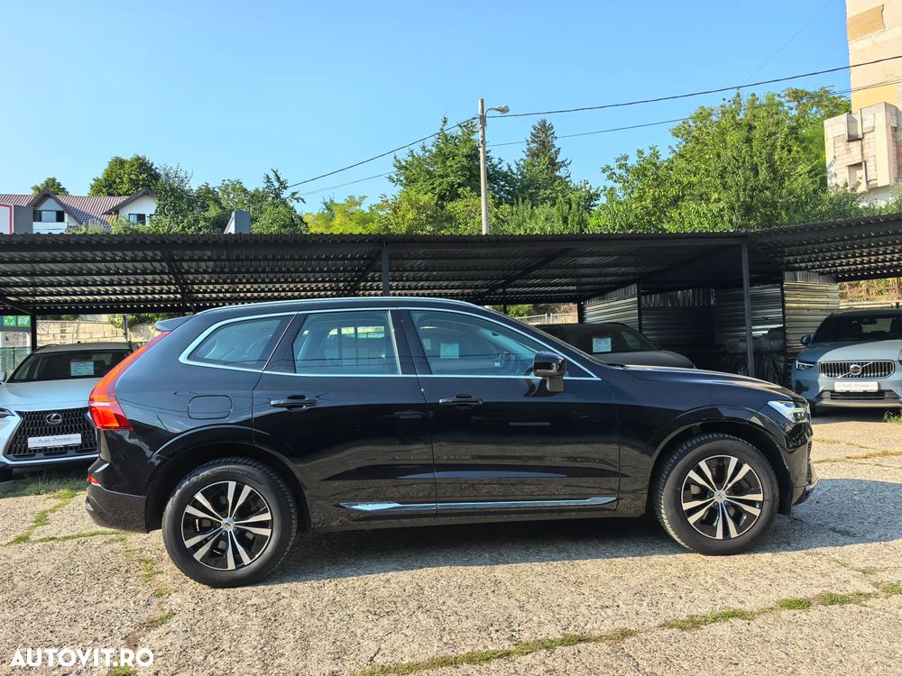 Volvo XC 60 T6 AWD Recharge Plus Dark - 11