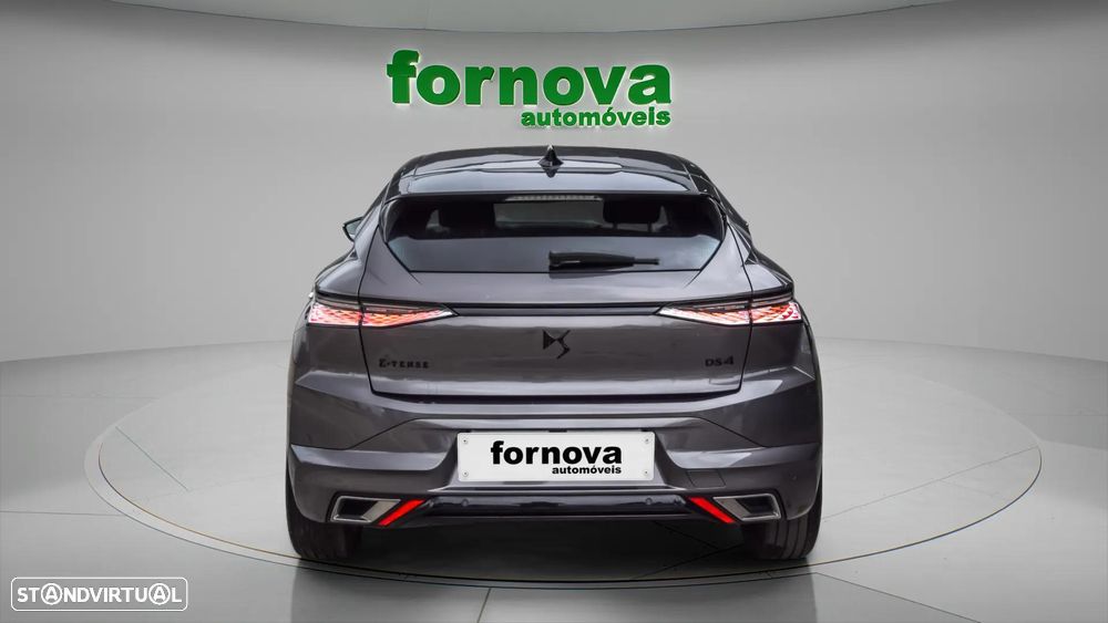 DS DS4 E-Tense Performance Line EAT8 - 6