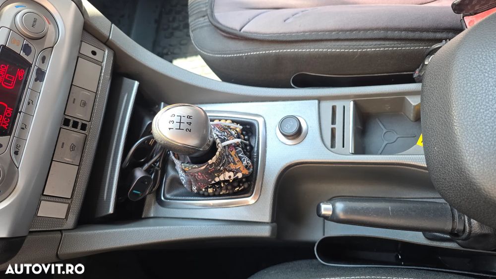 Ford Focus 1.6 TDCi Titanium - 12
