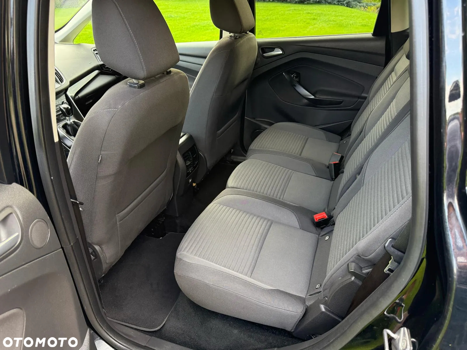 Ford C-MAX 1.5 TDCi Start-Stop-System Titanium - 13