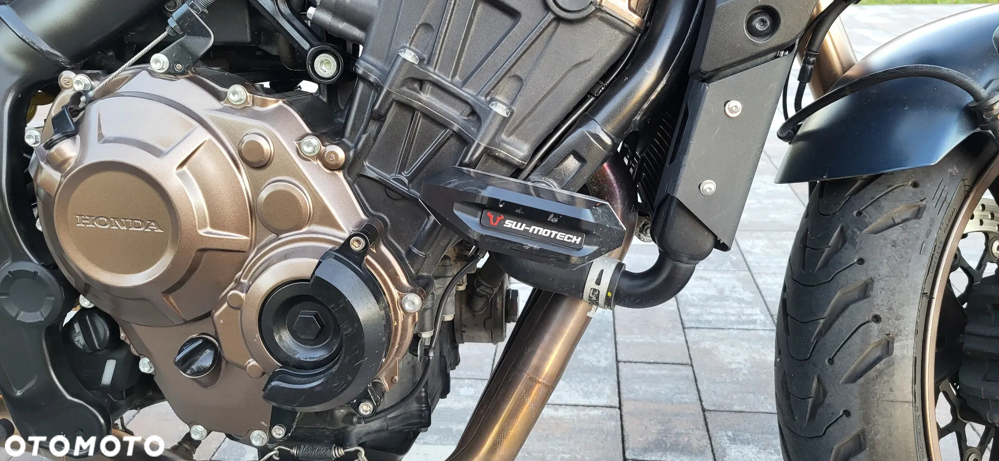 Honda CB - 16
