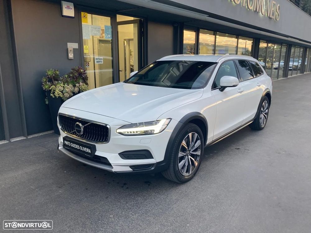 Volvo V90 Cross Country 2.0 D5 Pro AWD Geartronic - 3