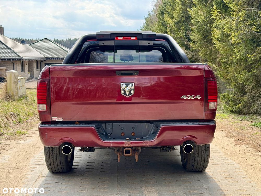 Dodge RAM 5.7 4x4 - 8