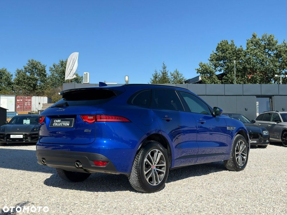 Jaguar F-Pace - 4