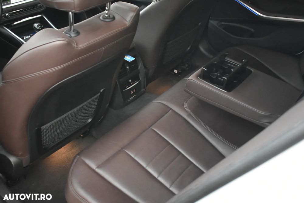 BMW Seria 3 320d xDrive AT MHEV - 15