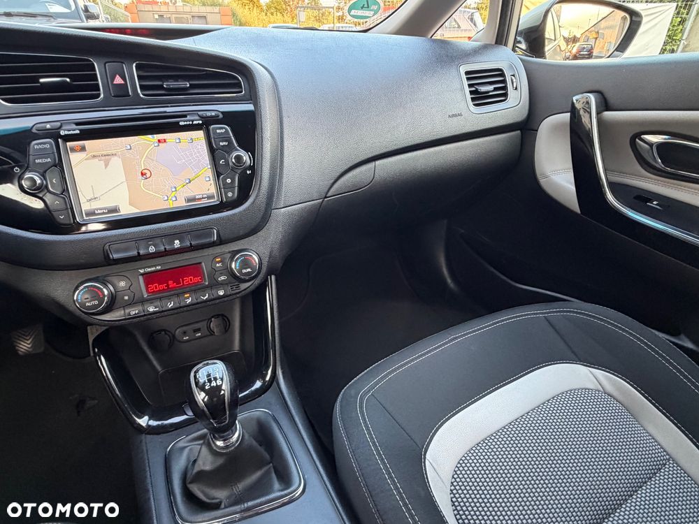 Kia Ceed 1.6 GDI Platinum Edition - 26