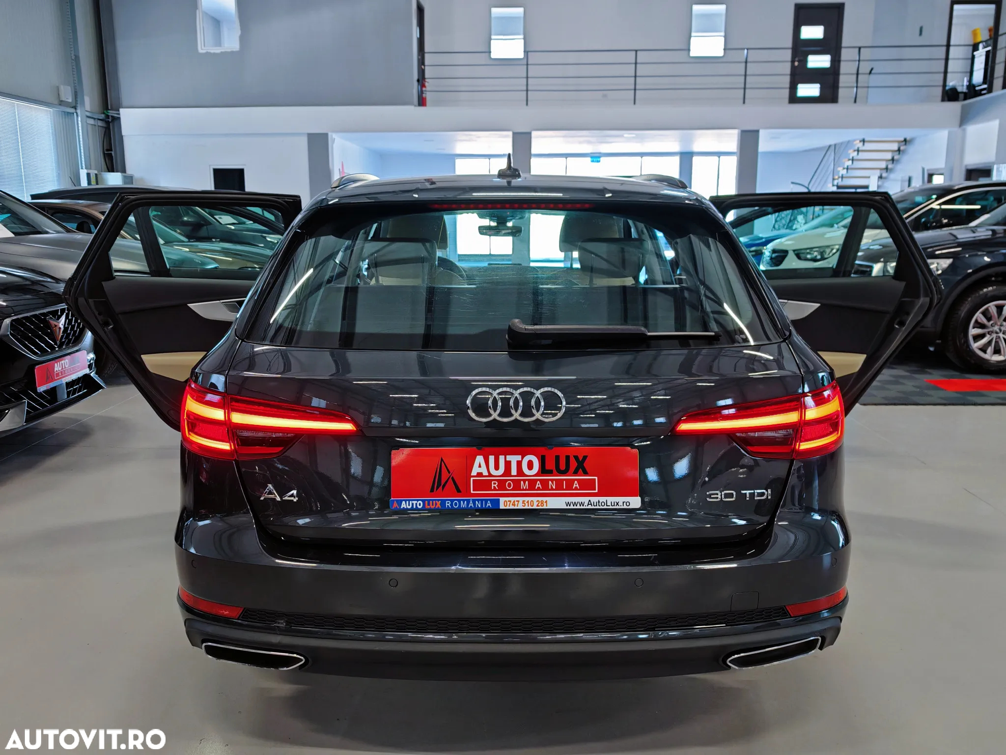 Audi A4 Avant 30 TDI S tronic - 30