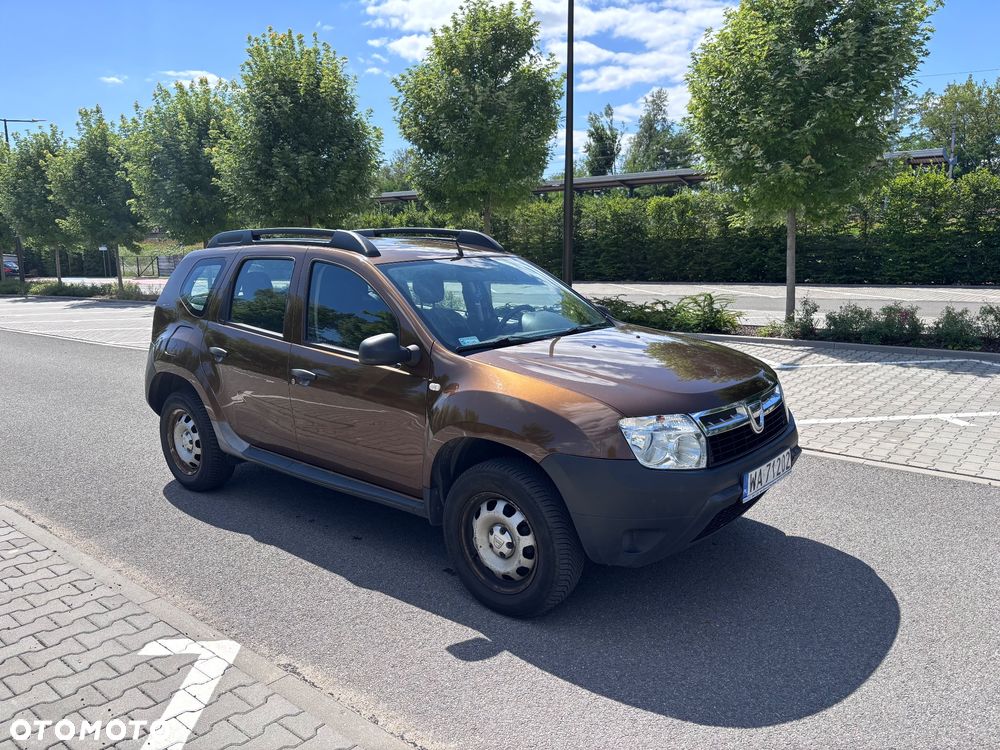 Dacia Duster 1.6 16V 105 4x2 Essentiel - 1