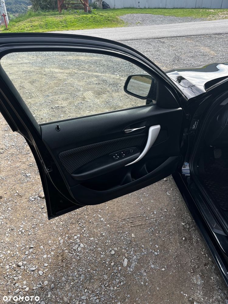BMW Seria 1 116d - 8