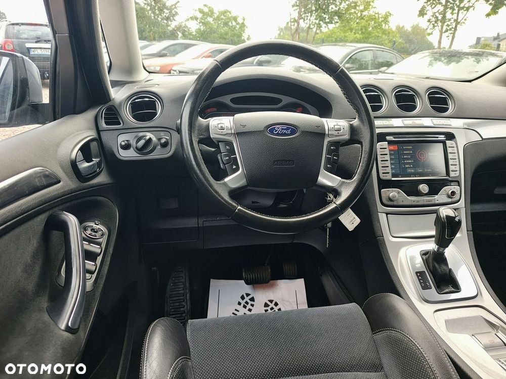 Ford S-Max 2.3 Titanium - 24