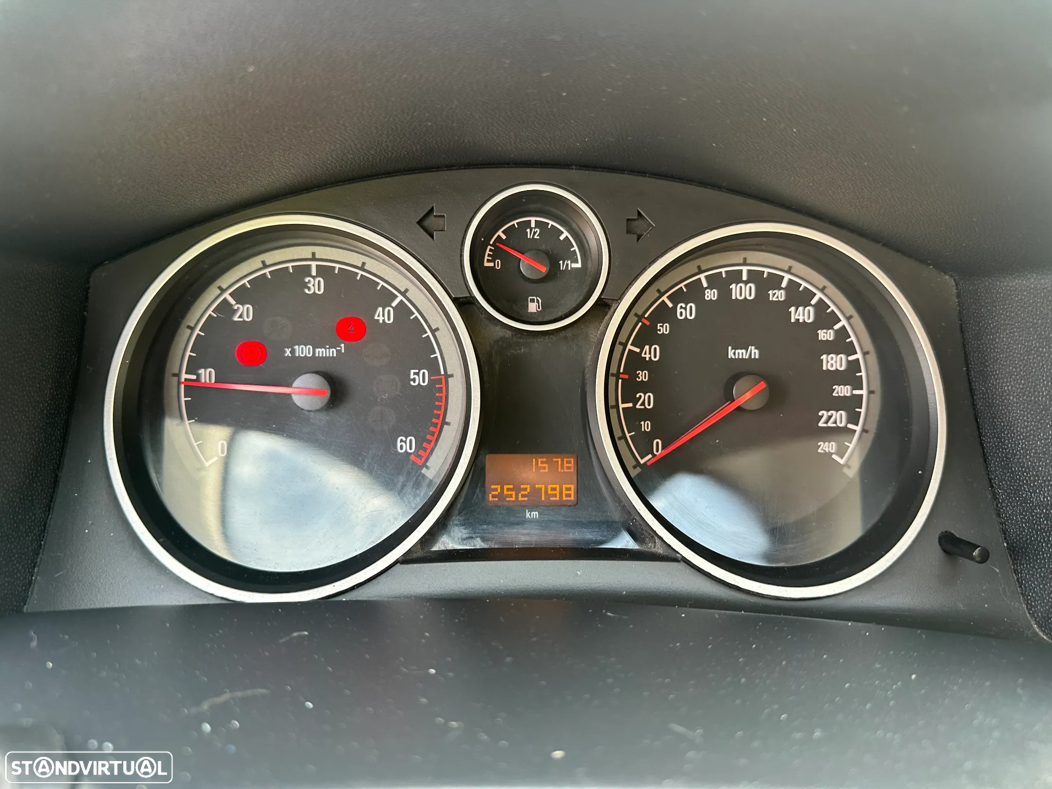 Opel Astra 1.3 CDTi Edition - 8