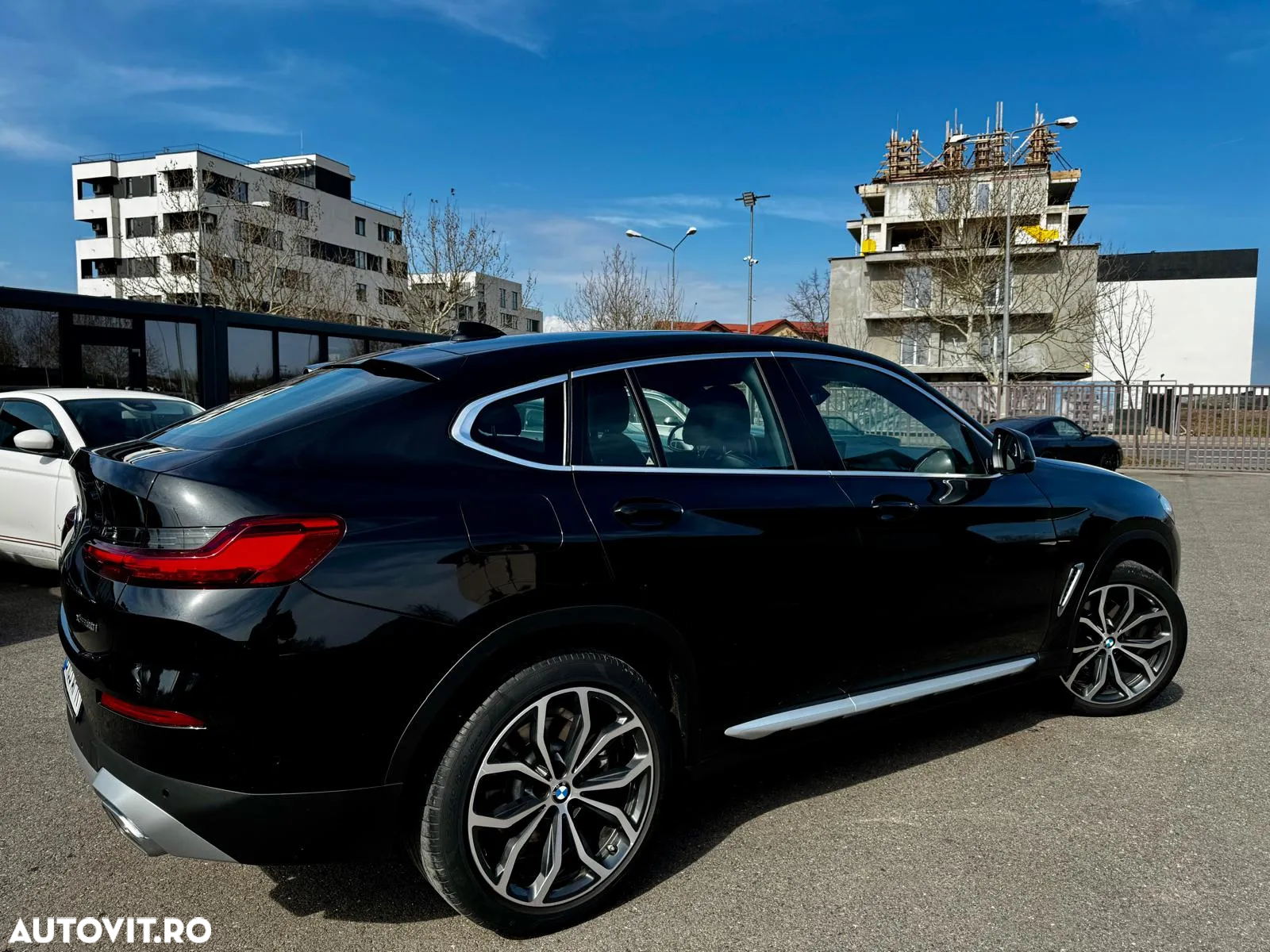 BMW X4 xDrive20i AT xLine - 4