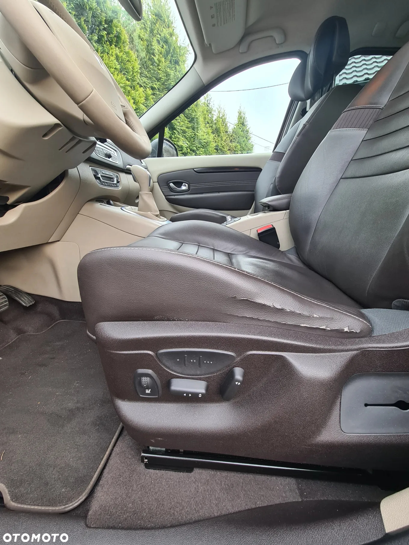 Renault Scenic dCi 150 FAP Dynamique - 8