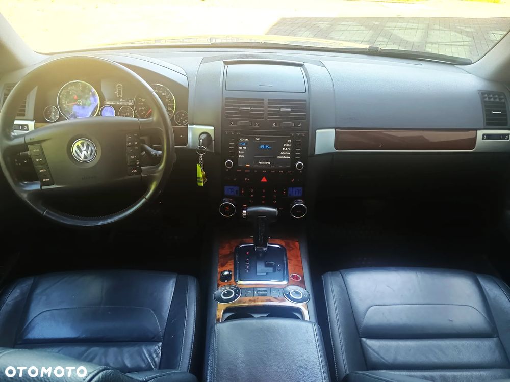 Volkswagen Touareg 3.0 V6 TDI DPF Automatik Exclusive Edition - 10