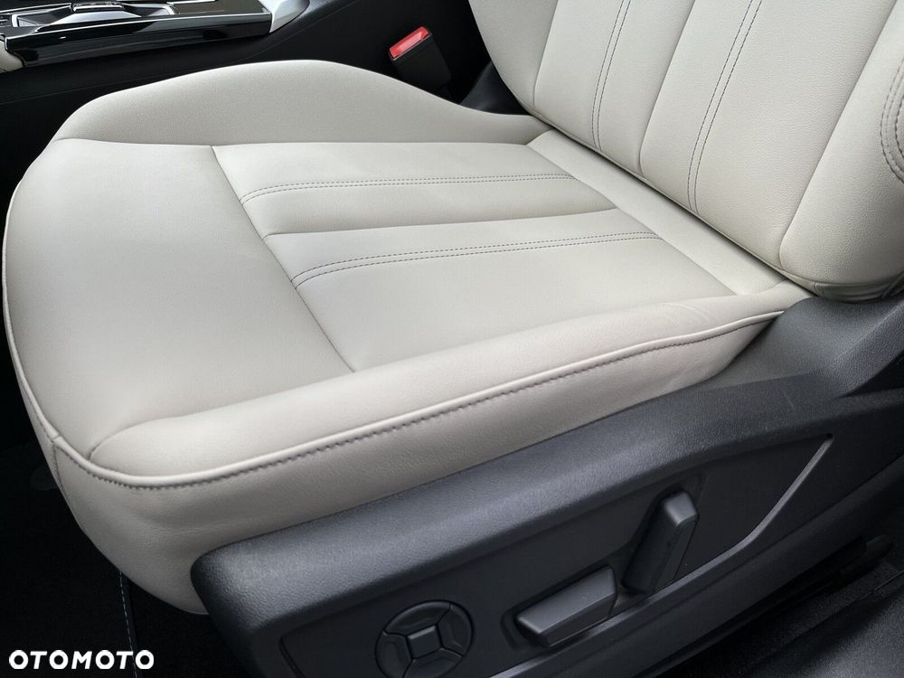 Audi Q5 Sportback - 29