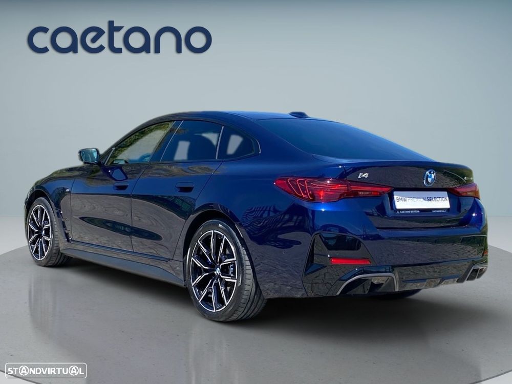 BMW i4 eDrive40 Pack Desportivo M - 24