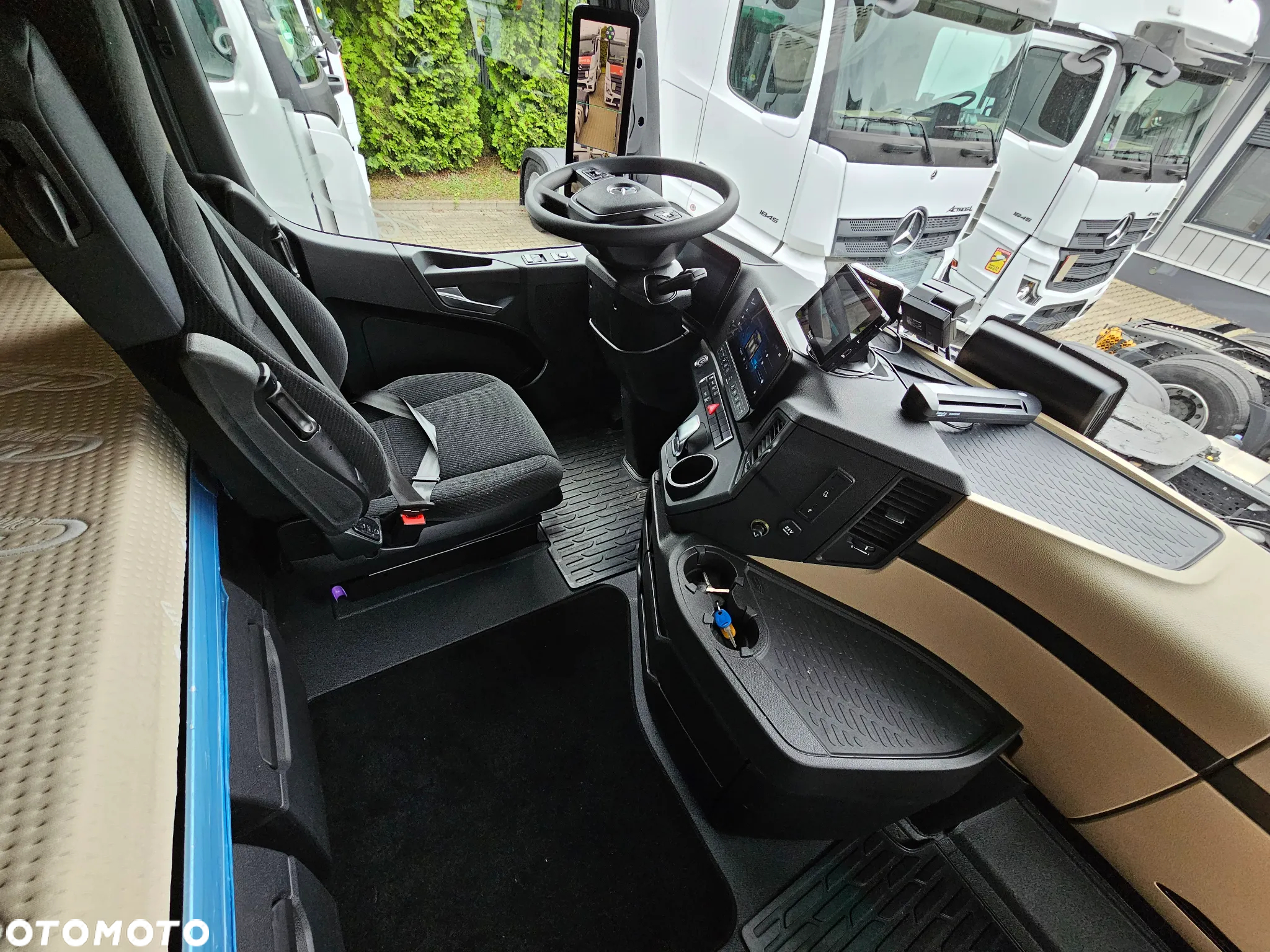 Mercedes-Benz ACTROS L 1848 LS - 9