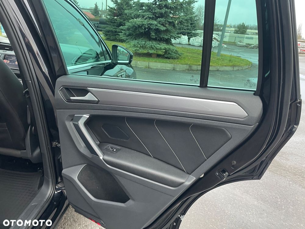 Volkswagen Tiguan 2.0 TDI SCR 4Motion (BlueMotion Tech) Highline - 24