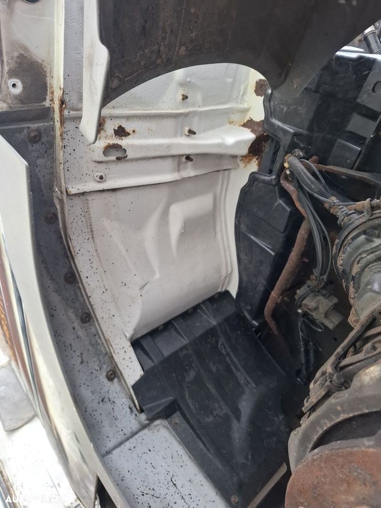 Cabina Mercedes Atego - 4