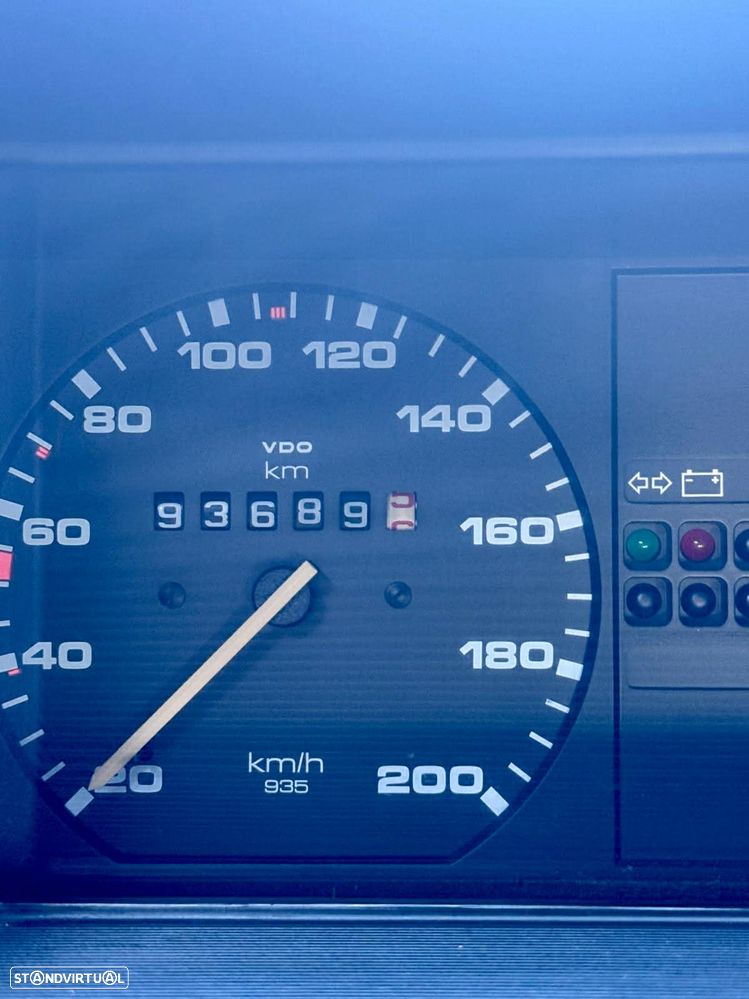 VW Golf 1.3 CL - 6