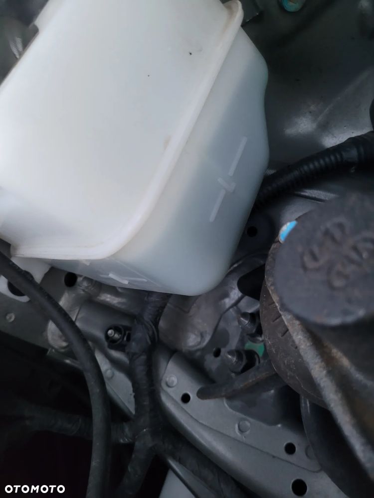 Kia Carens 1.6 GDI Dream Team Edition - 39