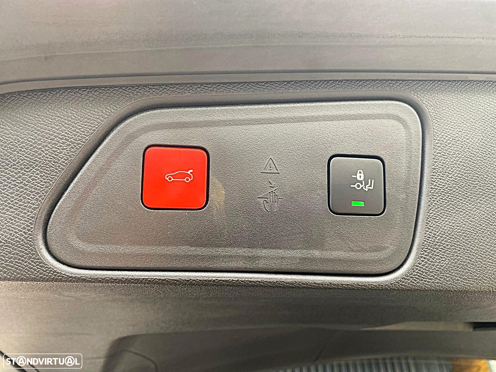 Peugeot 3008 1.2 PureTech Allure Pack EAT8 - 20