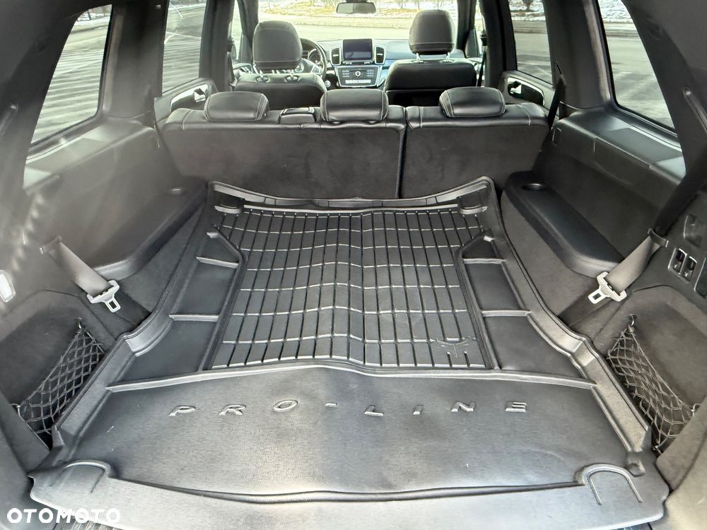 Mercedes-Benz GLS 350 d 4Matic 9G-TRONIC AMG Line - 9