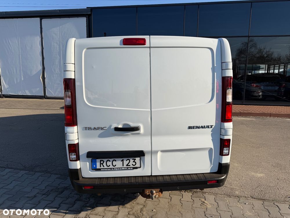 Renault Trafic Long - 11