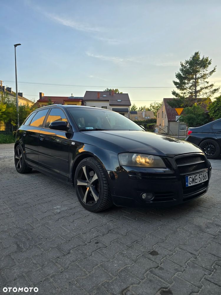Audi A3 Sportback 2.0 TDI DPF Ambiente S tronic - 5