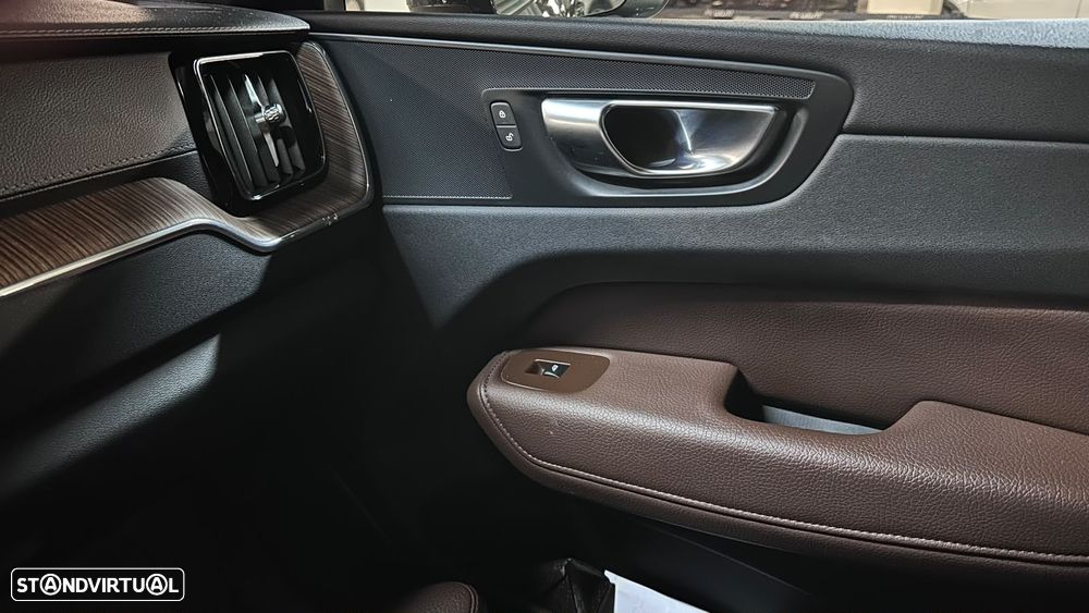Volvo XC 60 2.0 T6 PHEV Inscription AWD - 15