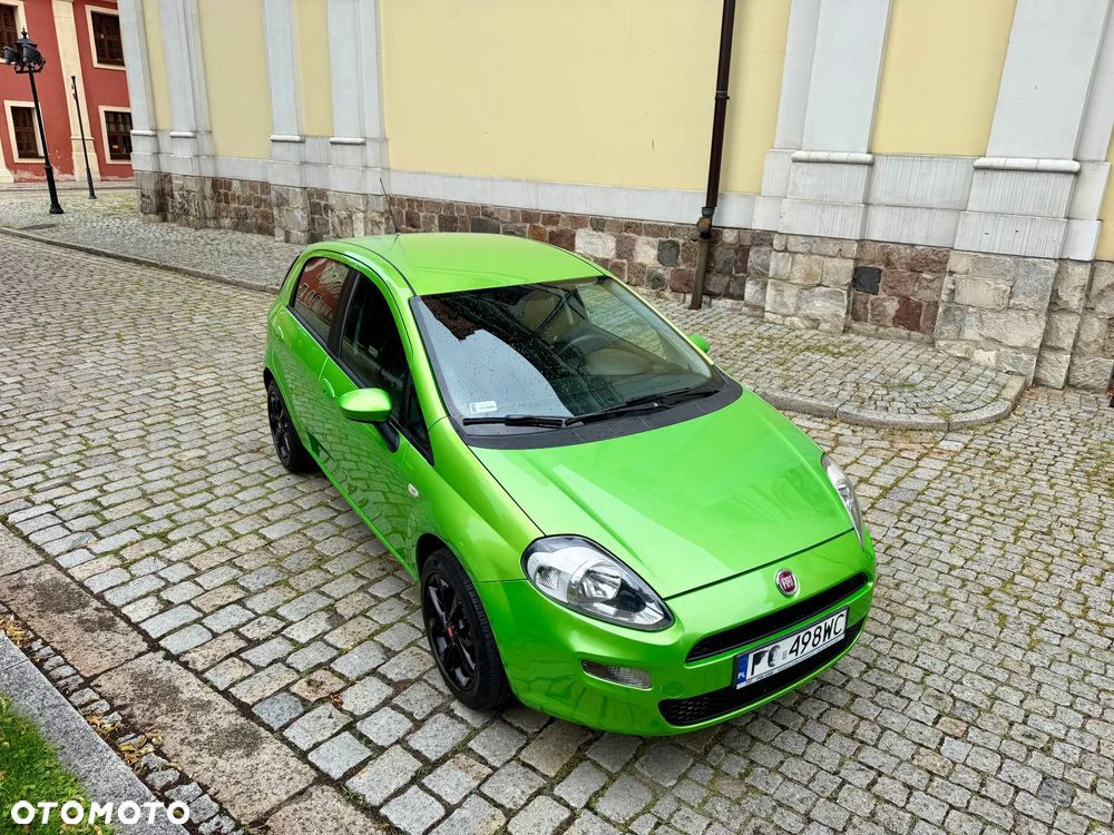 Fiat Punto 1.4 Young - 24