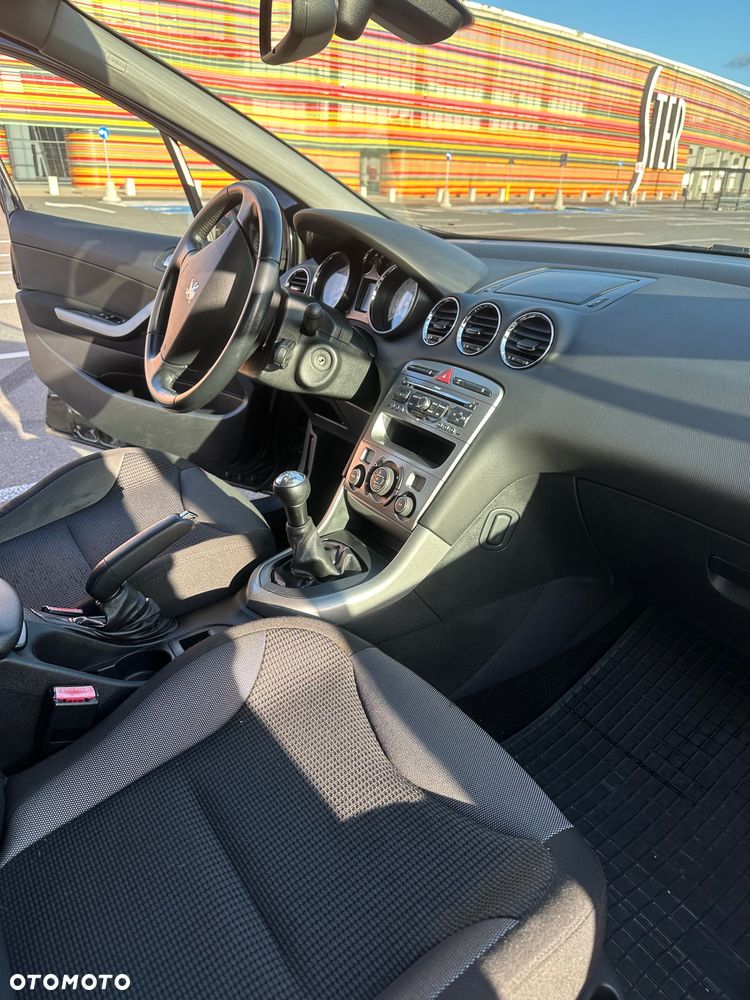 Peugeot 308 - 6