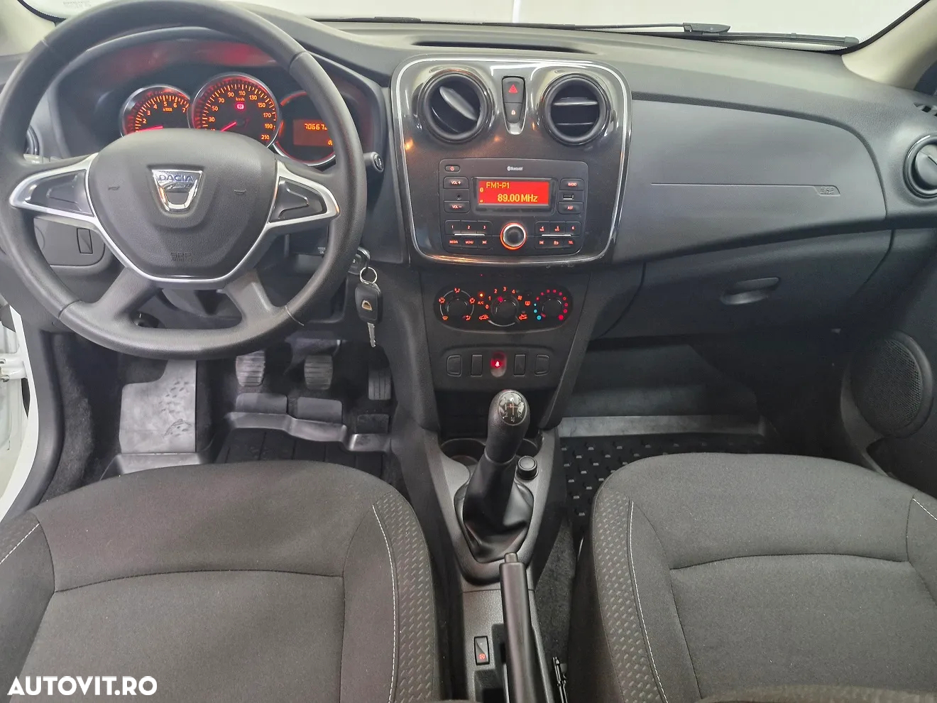 Dacia Logan 1.0 SCe SL PLUS - 3
